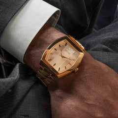 Reloj Guess Punctual de Caballero Dorado