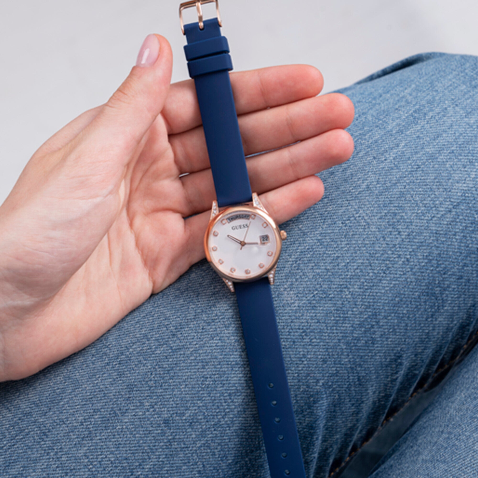 Reloj Guess de mujer Mini Aura color azul